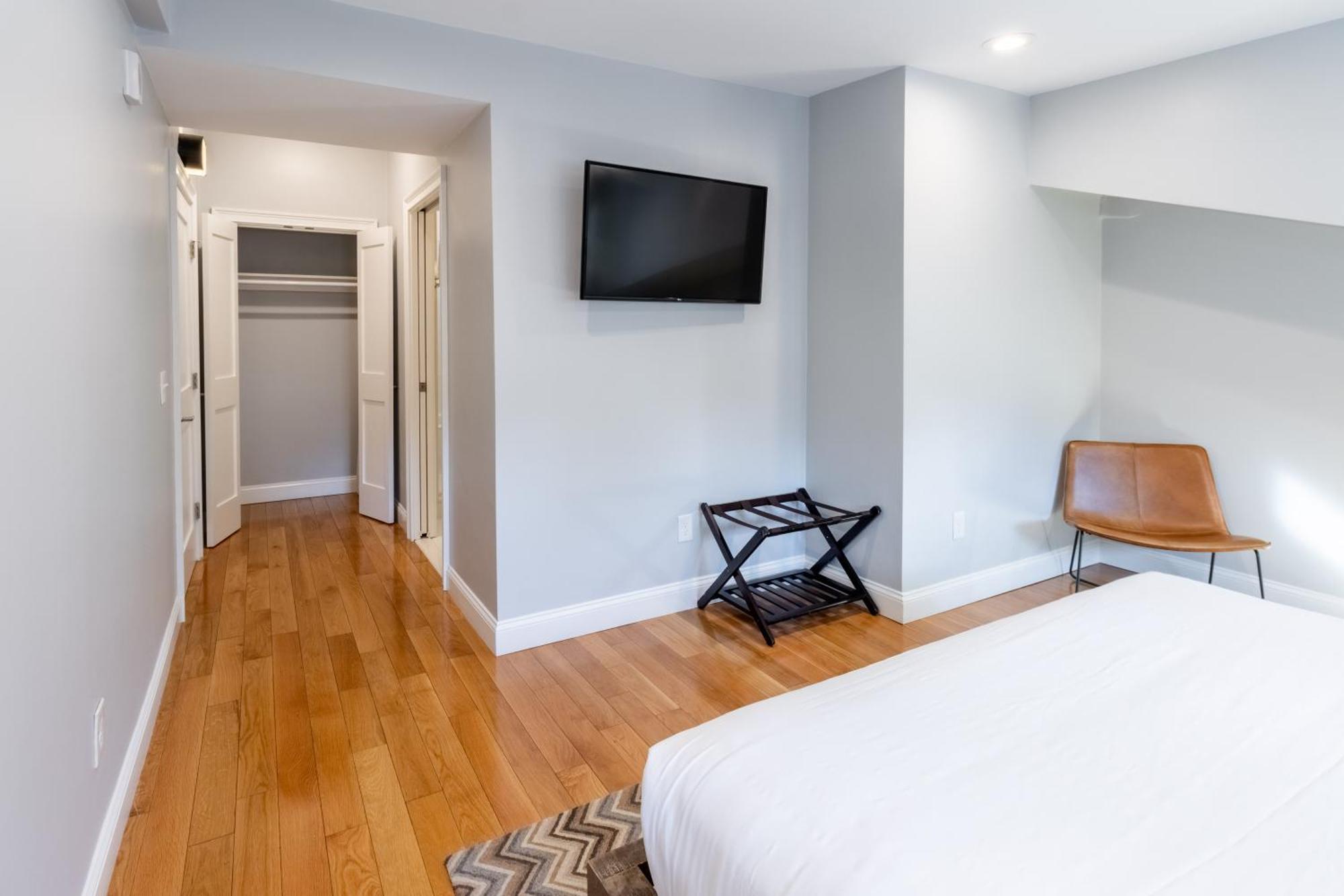 The Newport Lofts - Brick Market Place エクステリア 写真